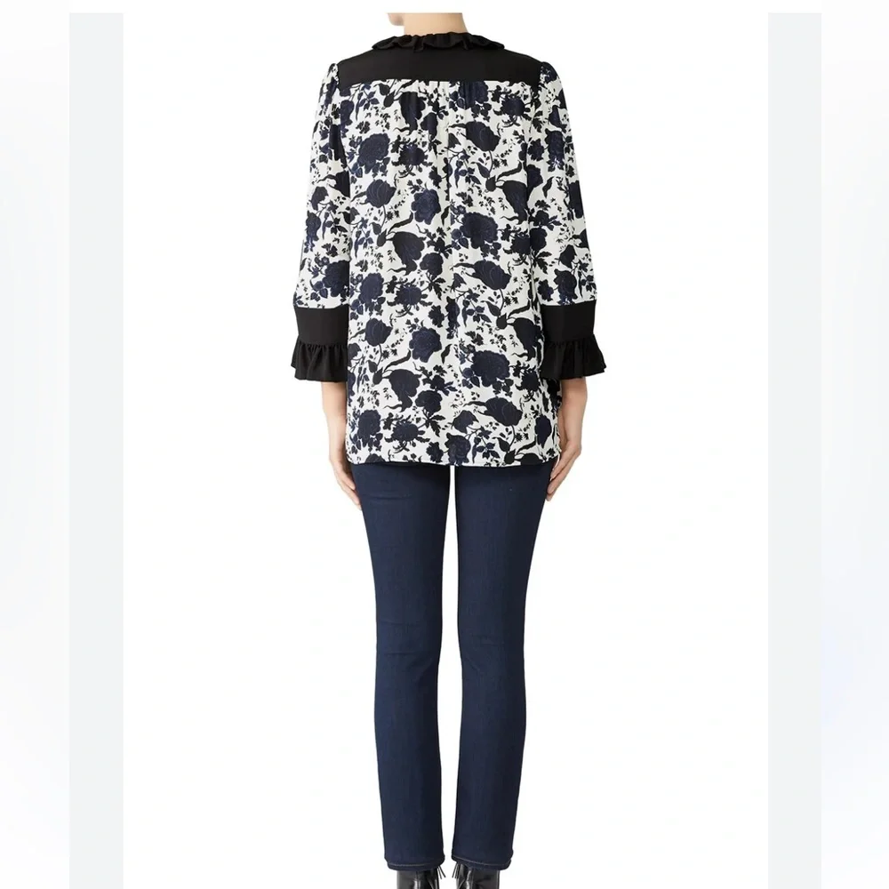 Tory Burch Floral Viscose and Silk Inky Blooms navy white Ruffle Blouse‎ M